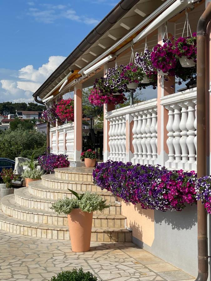 Villa Natalija Medulin Eksteriør billede