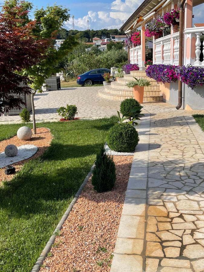 Villa Natalija Medulin Eksteriør billede